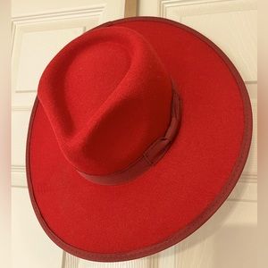 Dark red felt (viscose & polyester) hat - steamed but never worn.